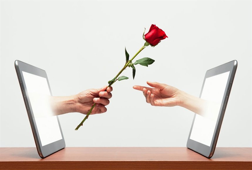 Стоит ли опасаться знакомств через интернет?